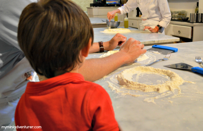 pizza flour circles