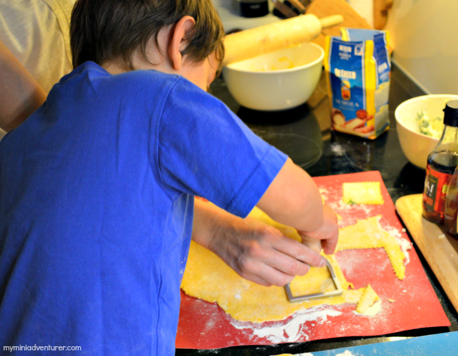 ravioli cutting