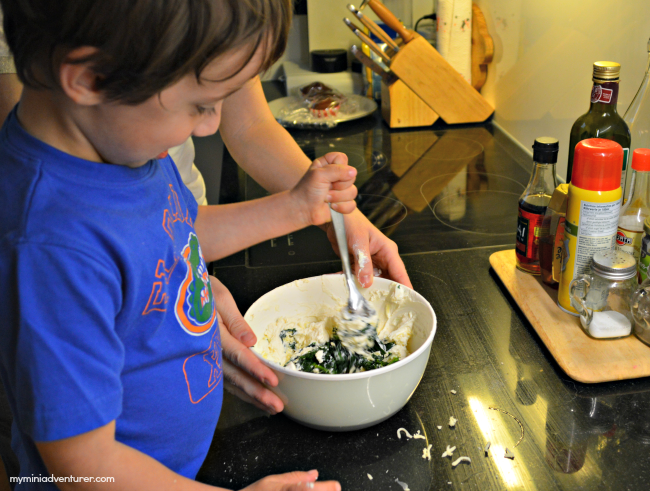 ravioli filling mixing