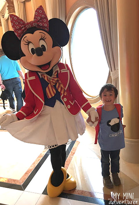 disney cruise minnie mouse