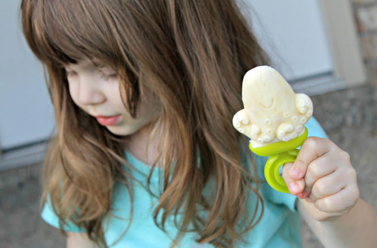 Image for Cool Off with These Easy Vanilla Banana Popsicles